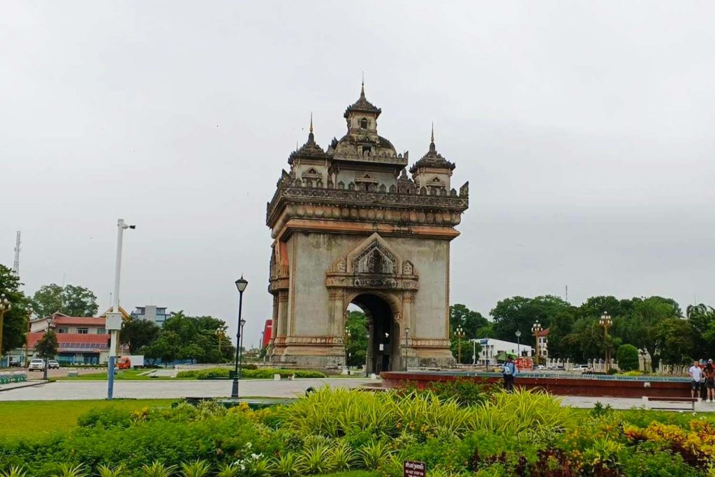 Lets ride Laos 10 - Ventiane
