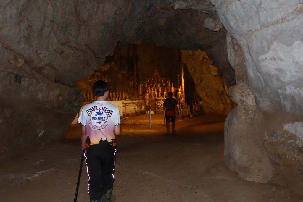 Lets ride Laos 14 - Pak Ou Caves