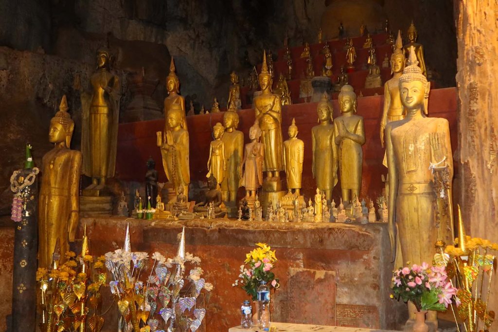 Lets ride Laos 17 - Pak Ou Caves