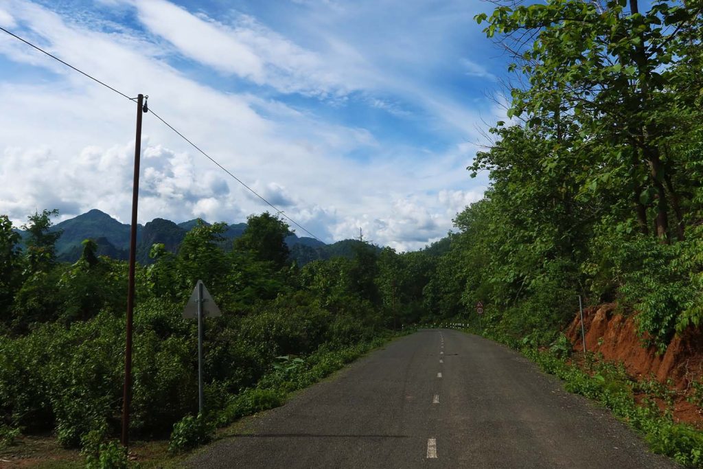 Lets ride Laos 7 - Vang Vieng