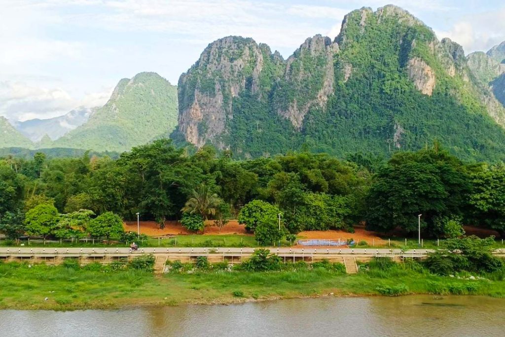 Lets ride Laos 8 - Vang Vieng
